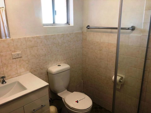 Flat 2 - 3 Bay Lane - Accommodation Bookings 2