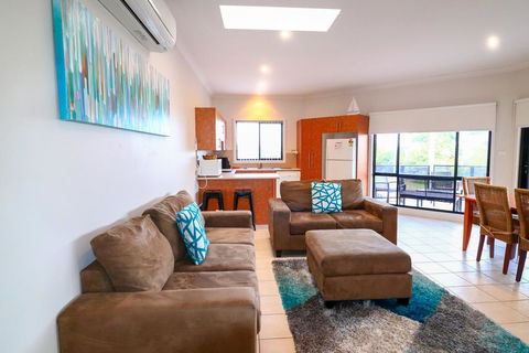 Flexi 3 At Belmont - Accommodation Bookings 3