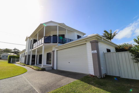 Flexi 3 At Belmont - Accommodation Bookings 1
