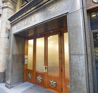 Flinders Lane Superior Studio Apartment