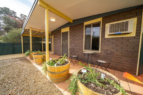Flinders Ranges Bed And Breakfast - Accommodation Bookings 0