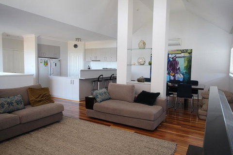 Flinders View - Accommodation Bookings 3