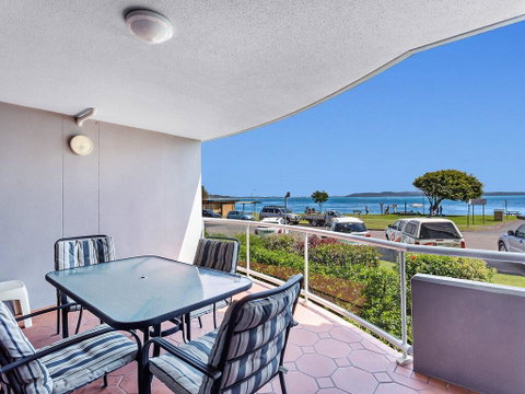 Florentine, Unit 2/11 Columbia Close - Accommodation Bookings 0