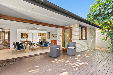 Florida On Carlyle Street - Accommodation Bookings 2