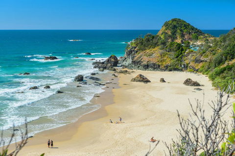 Flynns Beach Apartments 4, 41 Pacific Drive - Accommodation Bookings 1