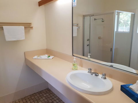 Forresters Beach Resort - Accommodation Bookings 3