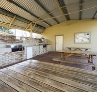 Fossickers Tourist Park