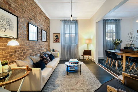 Fox And Hound - Accommodation Bookings 2