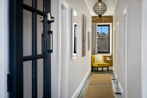 Fox And Hound - Accommodation Bookings 1