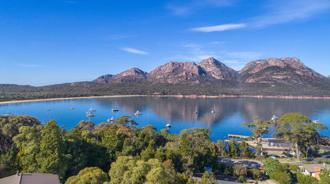 Freycinet Stone Studio 8 - Sandstone - Accommodation Bookings 1