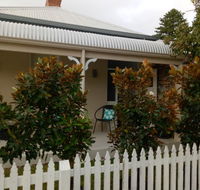 FUNKY COTTAGE - Accommodation Bookings