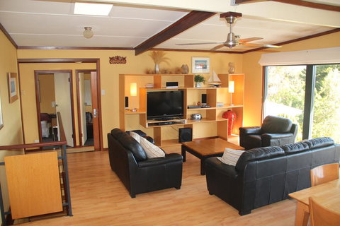 Gabbadah Beach House - Accommodation Bookings 2