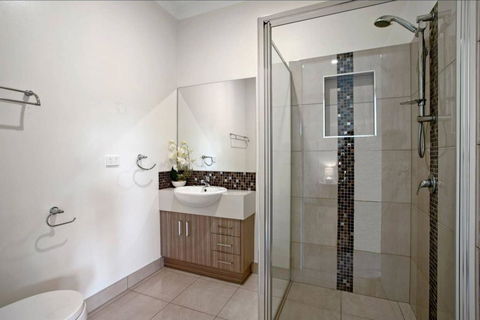 GALBRAITH BEACH STUDIO 2 - Accommodation Bookings 2