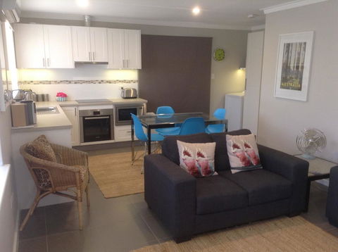 Garden Apartment - Accommodation Bookings 0