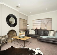Garden City Luxury Apt