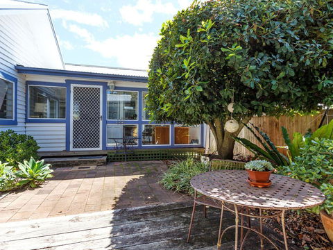 Garden Cottage - Accommodation Bookings 1