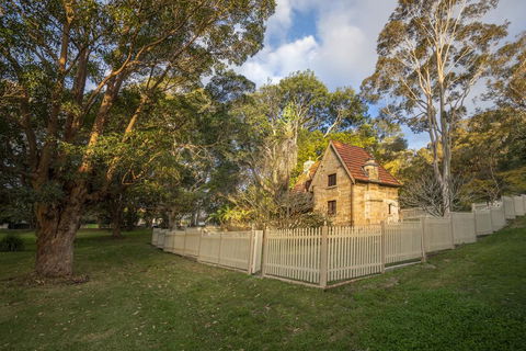 Gardeners Cottage - Accommodation Bookings 1