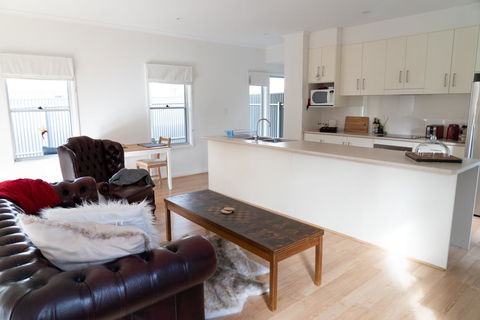 Gawler Townhouse 1 Bedroom - Accommodation Bookings 0