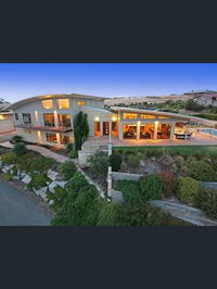 Book Lovely Banks Accommodation Vacations Accommodation Bookings Accommodation Bookings