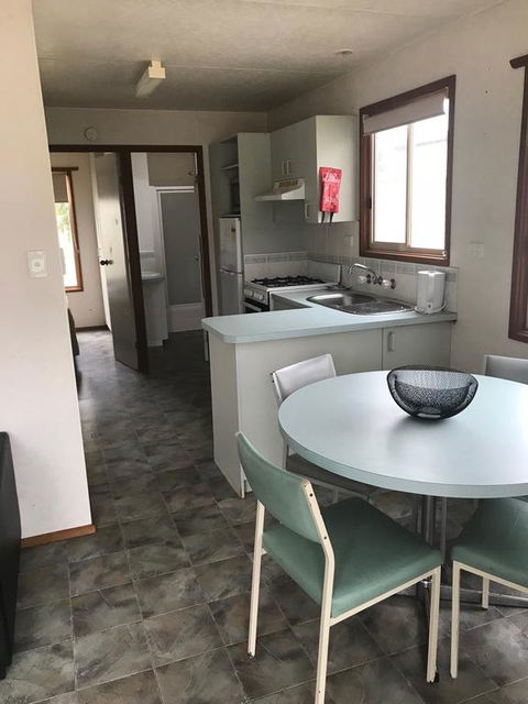 Geelong Surfcoast Hwy Holiday Park - Accommodation Bookings 3