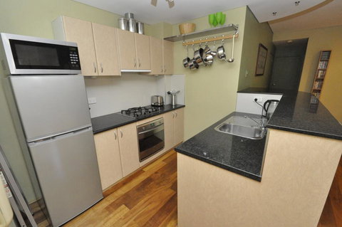 Glebe Self-Contained Modern One-Bedroom Apartment (47ROS) - Accommodation Bookings 3