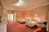 Country Lodge Motel