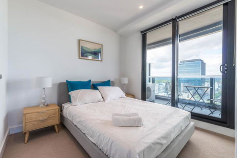 Golden Box Hill Apartment - Accommodation Bookings 3