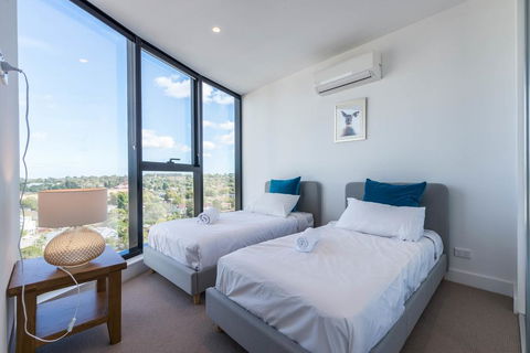 Golden Box Hill Apartment - Accommodation Bookings 2
