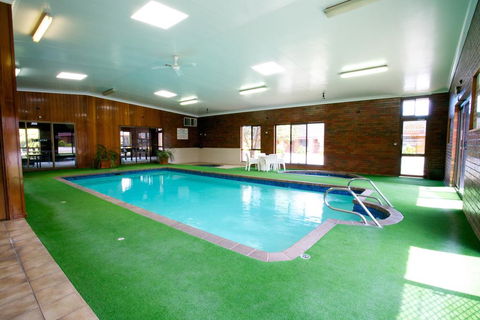 Golden Grain Motor Inn - Accommodation Bookings 2