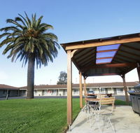 Golden Palms Motel - Accommodation Bookings