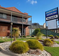 Golden Reef Motor Inn
