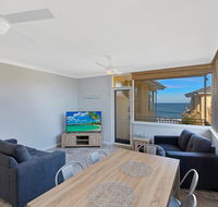 Golden Sands Apartment 10 - Accommodation Bookings