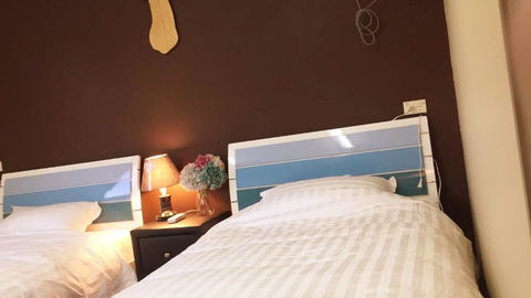 Golden Village - Accommodation Bookings 1