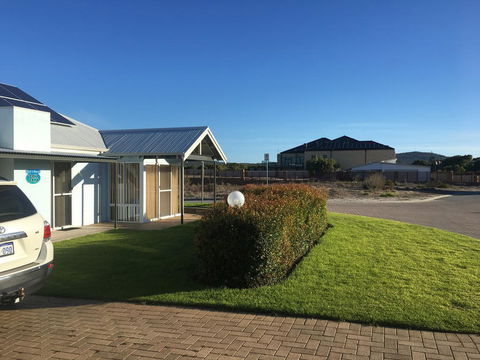 Golf And Beach Retreat - Accommodation Bookings 3