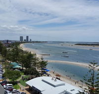 Grand Hotel Apartments Gold Coast by owner