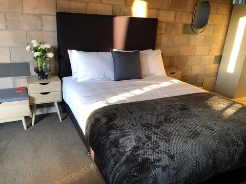 Granite Belt Cabins - Accommodation Bookings 1