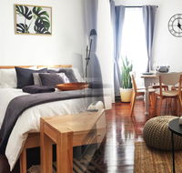 Great Comfort  Style in Central Location - Accommodation Bookings
