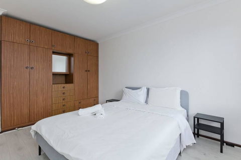Great Location Unit Near South Perth & City & Zoo - Accommodation Bookings 1