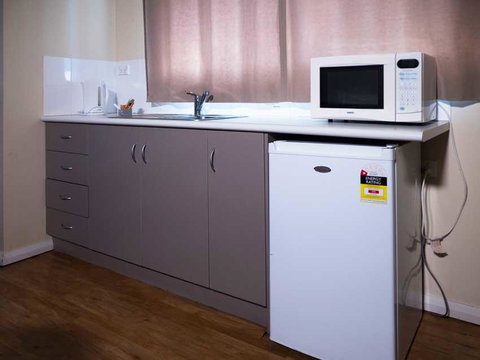 Great Western Travel Village - Accommodation Bookings 1