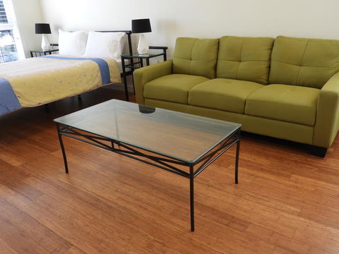 Guesthouse With Pool & BBQ - 10 Kms From CBD - Accommodation Bookings 2
