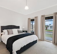 GUILDFORD COTTAGE - Accommodation Bookings