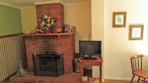 Gumtree On Gillies Bed And Breakfast - Accommodation Bookings 3