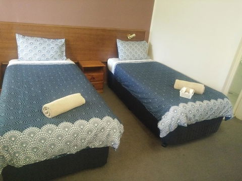 Halfway Motel - Accommodation Bookings 2