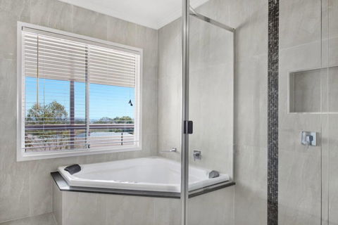 Hamblin - Accommodation Bookings 3