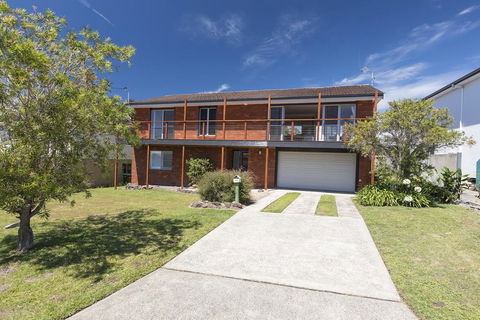 HAMPTONS - Accommodation Bookings 0