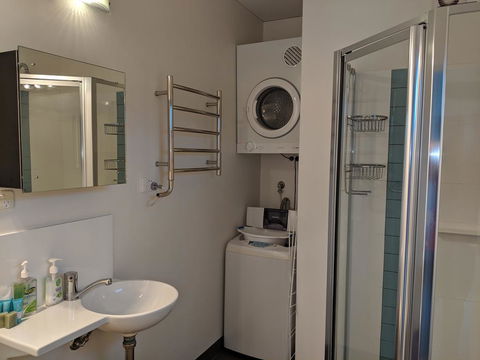 Hanover Bay Apartments - Accommodation Bookings 2