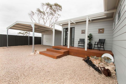 Happy Hours - Accommodation Bookings 1