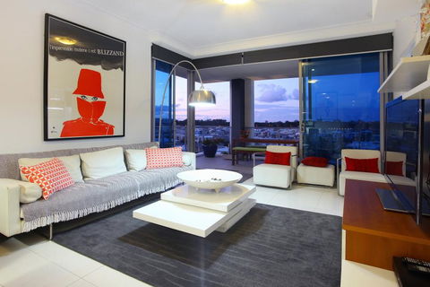 Harbour Quays - Accommodation Bookings 1