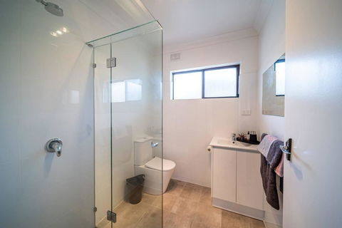 Harmony At Henley Beach-Wifi - Nespresso - Netflix - Accommodation Bookings 1