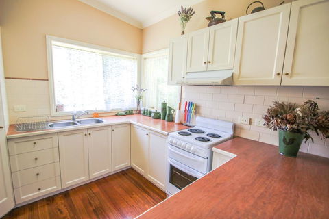 Harrietville Cottage - Accommodation Bookings 2